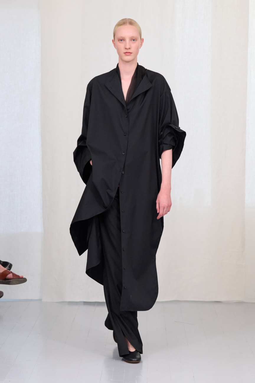 ss27-copenhagen-fashion-week-freya-dalsjo-runway-2x3-james-cochrane-7