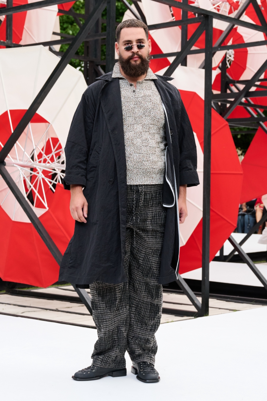 ss27-copenhagen-fashion-week-henrik-vibskov-runway-2x3-james-cochrane-18