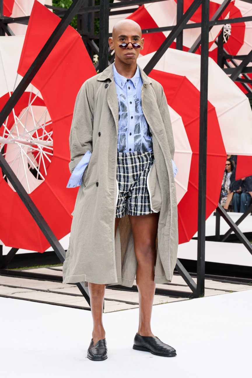 ss27-copenhagen-fashion-week-henrik-vibskov-runway-2x3-james-cochrane-21