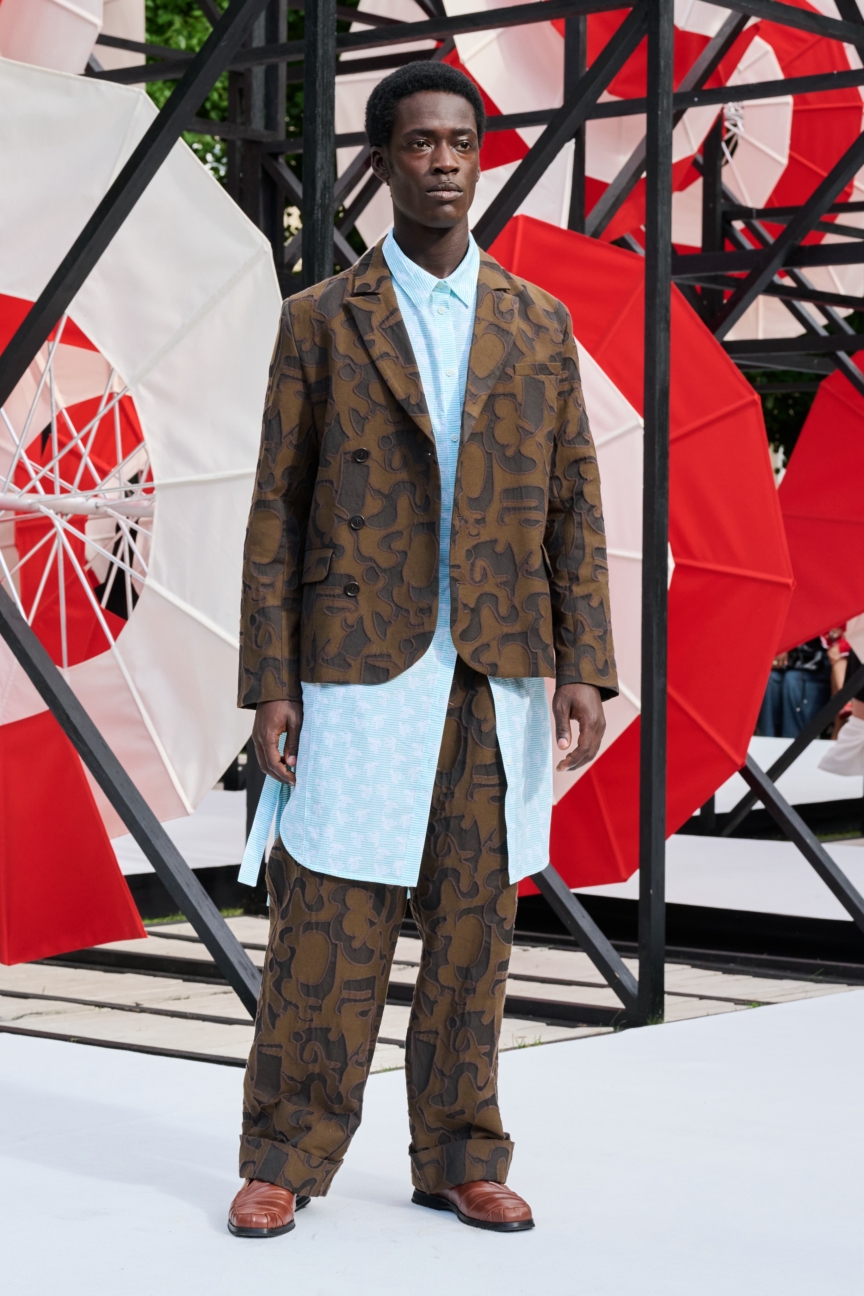 ss27-copenhagen-fashion-week-henrik-vibskov-runway-2x3-james-cochrane-28