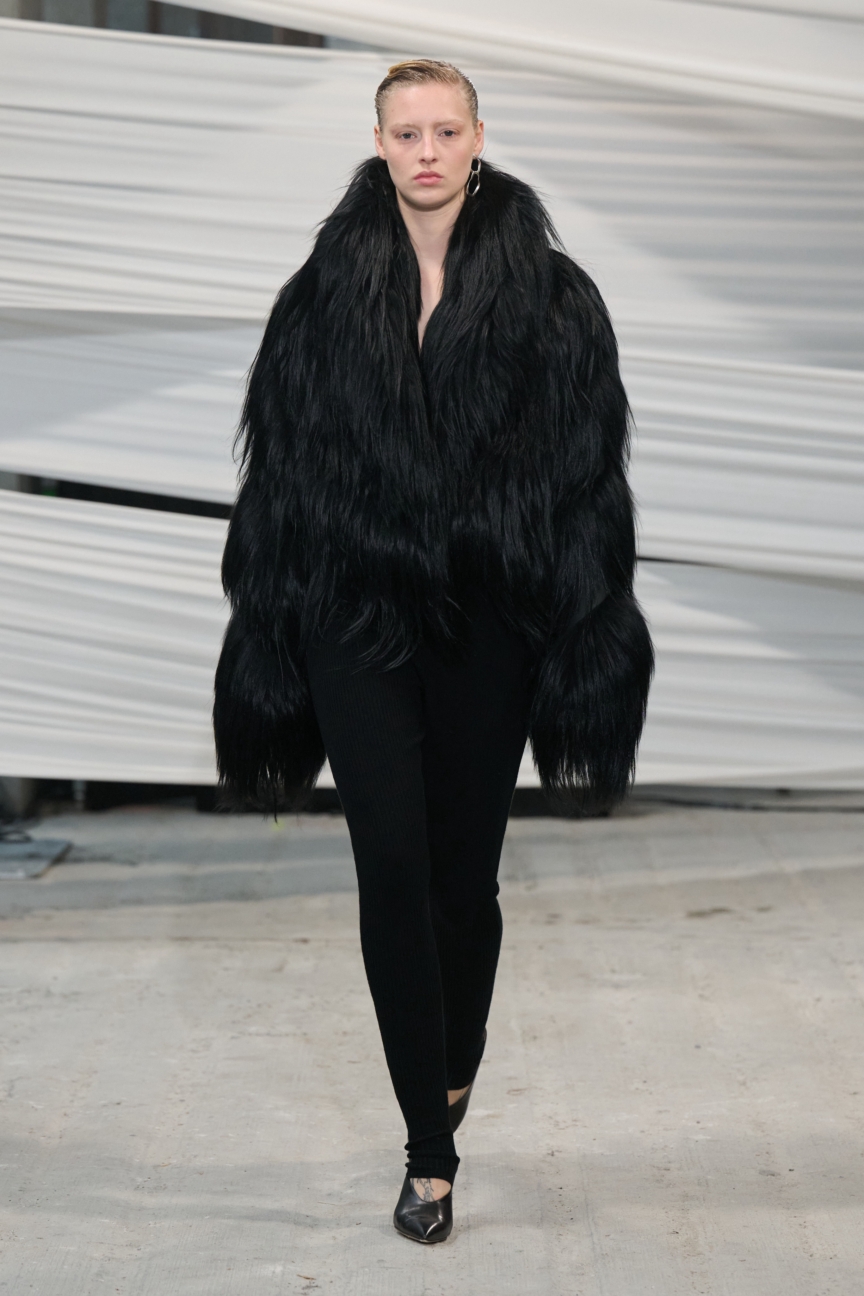 aw26-copenhagen-fashion-week-herskind-runway-2x3-james-cochrane-26