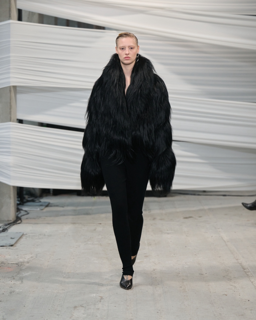 aw26-copenhagen-fashion-week-herskind-runway-4x5-james-cochrane-26