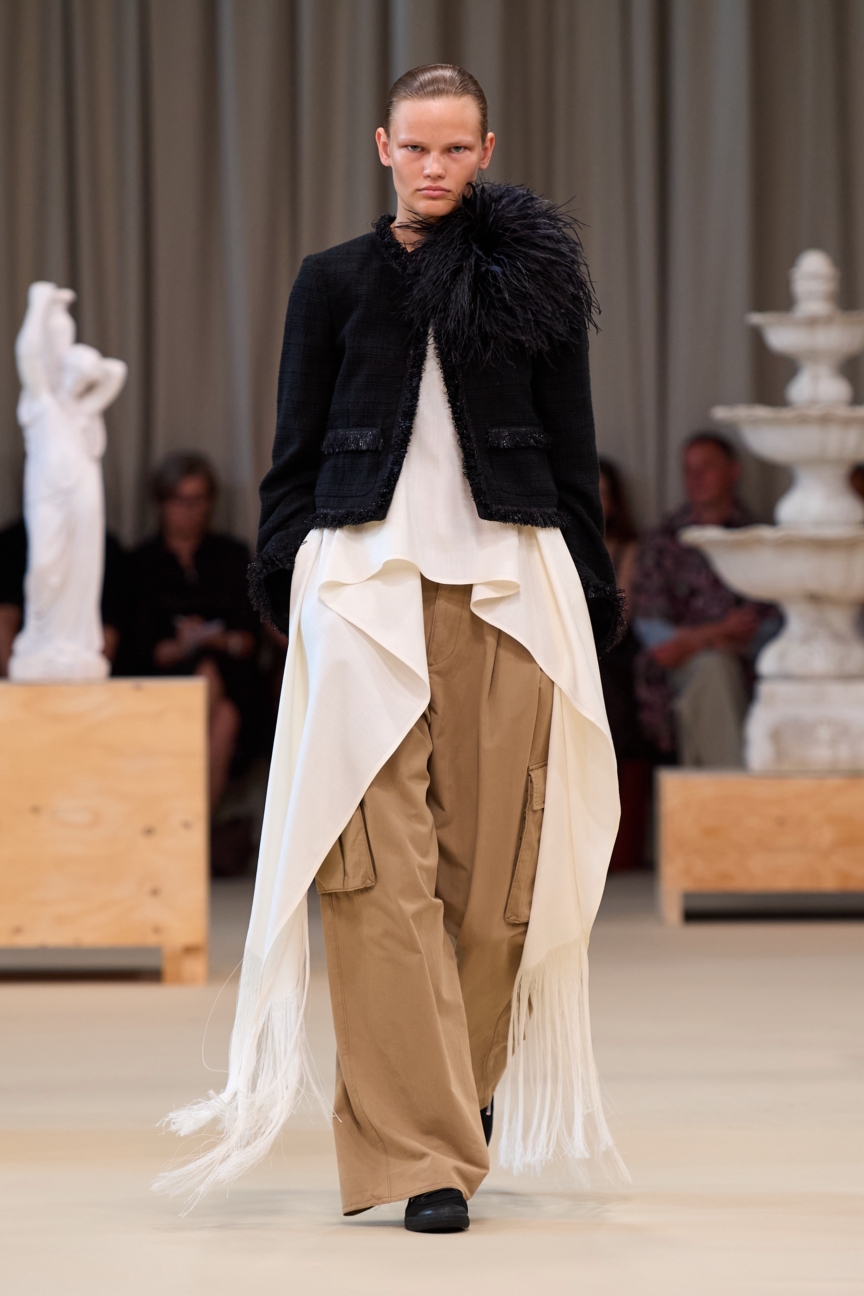 ss27-copenhagen-fashion-week-herskind-runway-2x3-james-cochrane-12