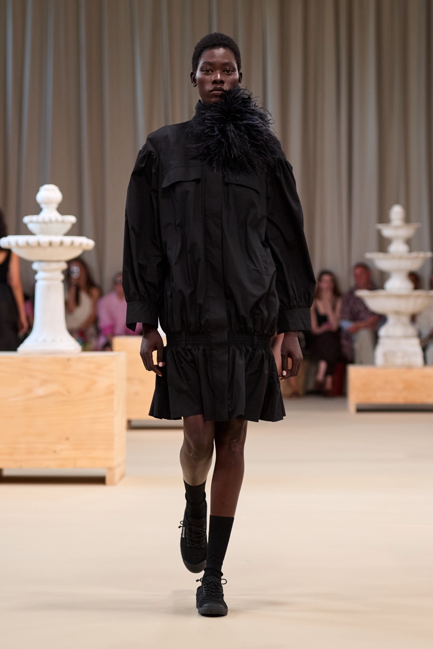 ss27-copenhagen-fashion-week-herskind-runway-2x3-james-cochrane-23