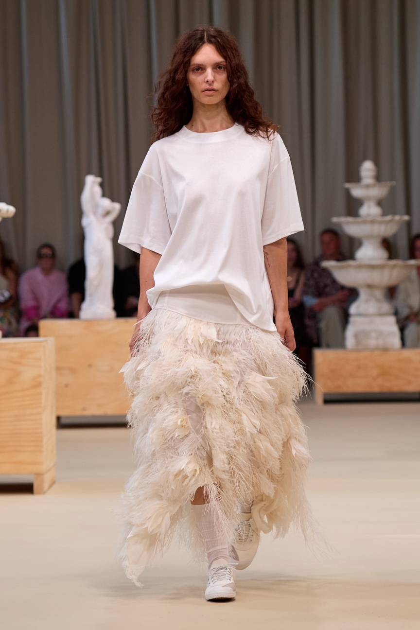 ss27-copenhagen-fashion-week-herskind-runway-2x3-james-cochrane-30