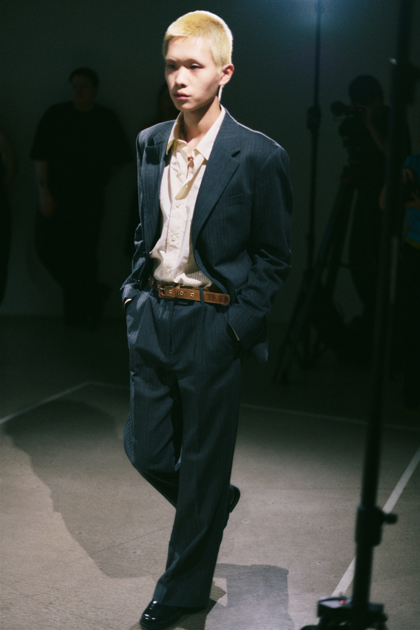 ss27-copenhagen-fashion-week-mfpen-runway-2x3-isak-berglund-mattson-marn-7