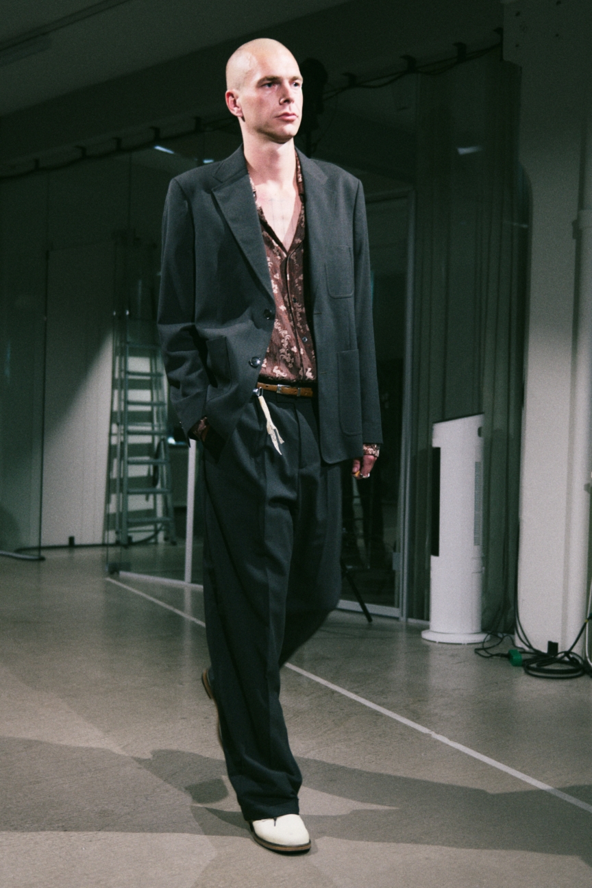 ss27-copenhagen-fashion-week-mfpen-runway-2x3-isak-berglund-mattson-marn-9