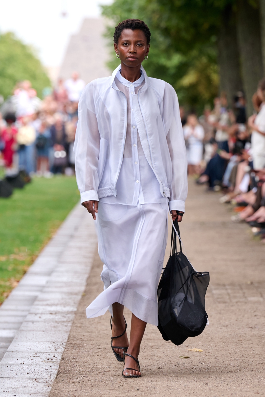 ss27-copenhagen-fashion-week-fashion-mkdt-studio-runway-2x3-james-cochrane-19