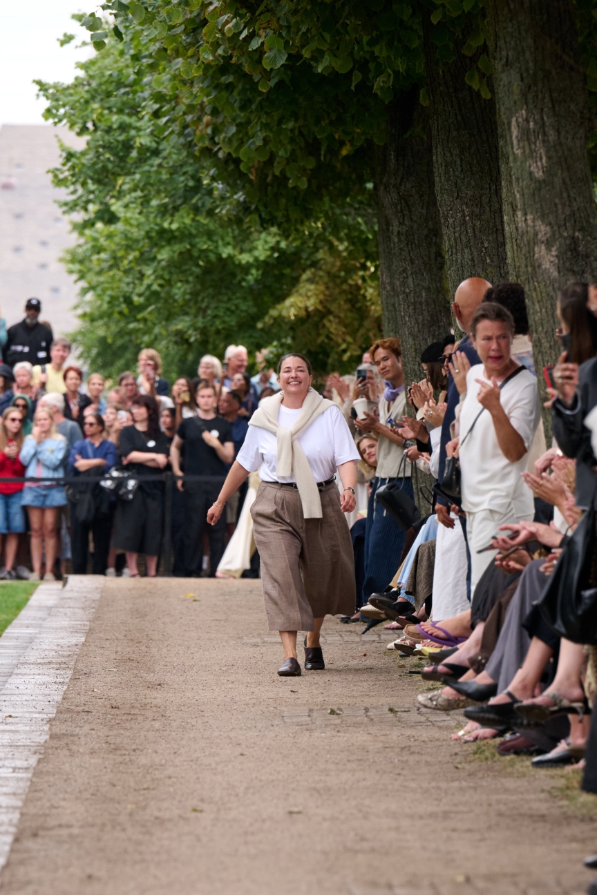 ss27-copenhagen-fashion-week-fashion-mkdt-studio-runway-2x3-james-cochrane-30