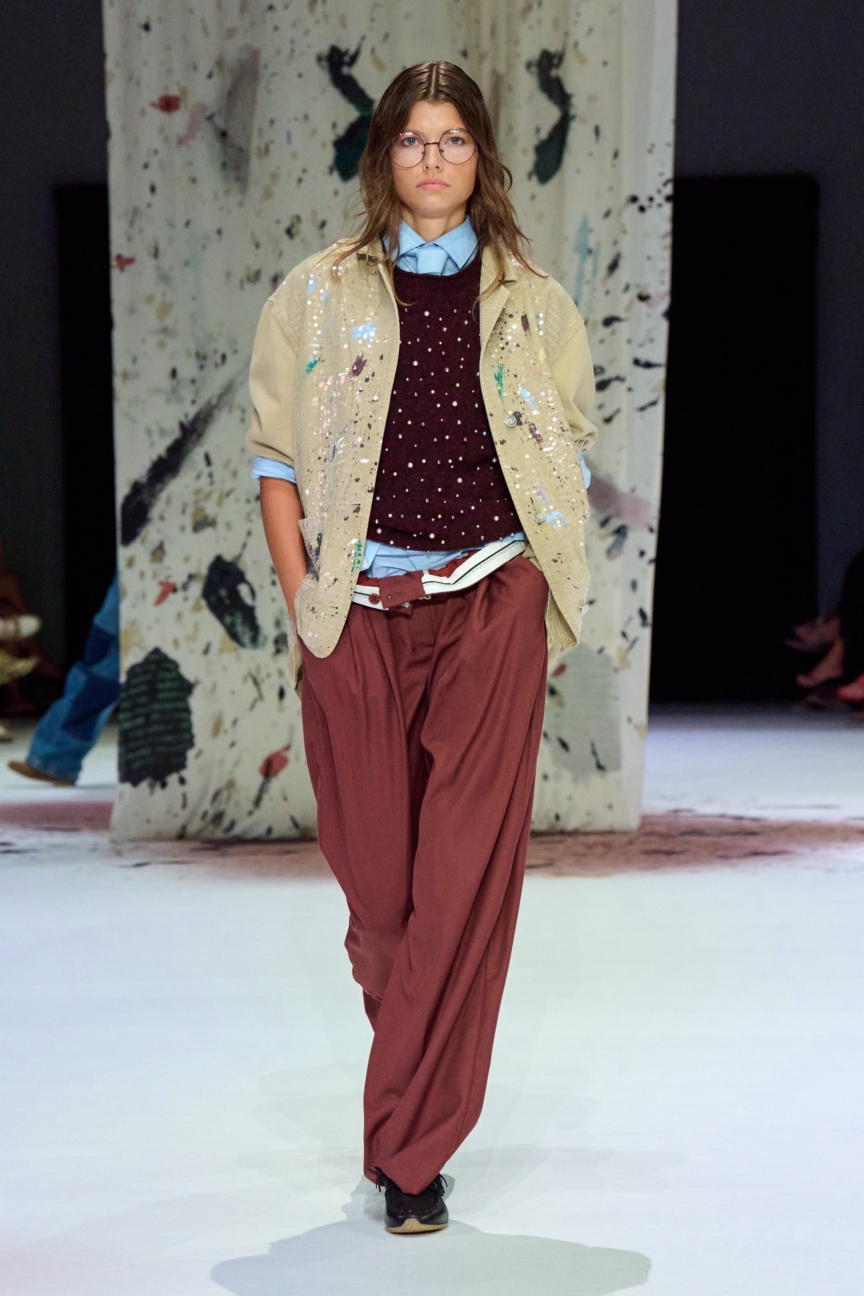 ss27-copenhagen-fashion-week-munthe-runway-2x3-james-cochrane-5