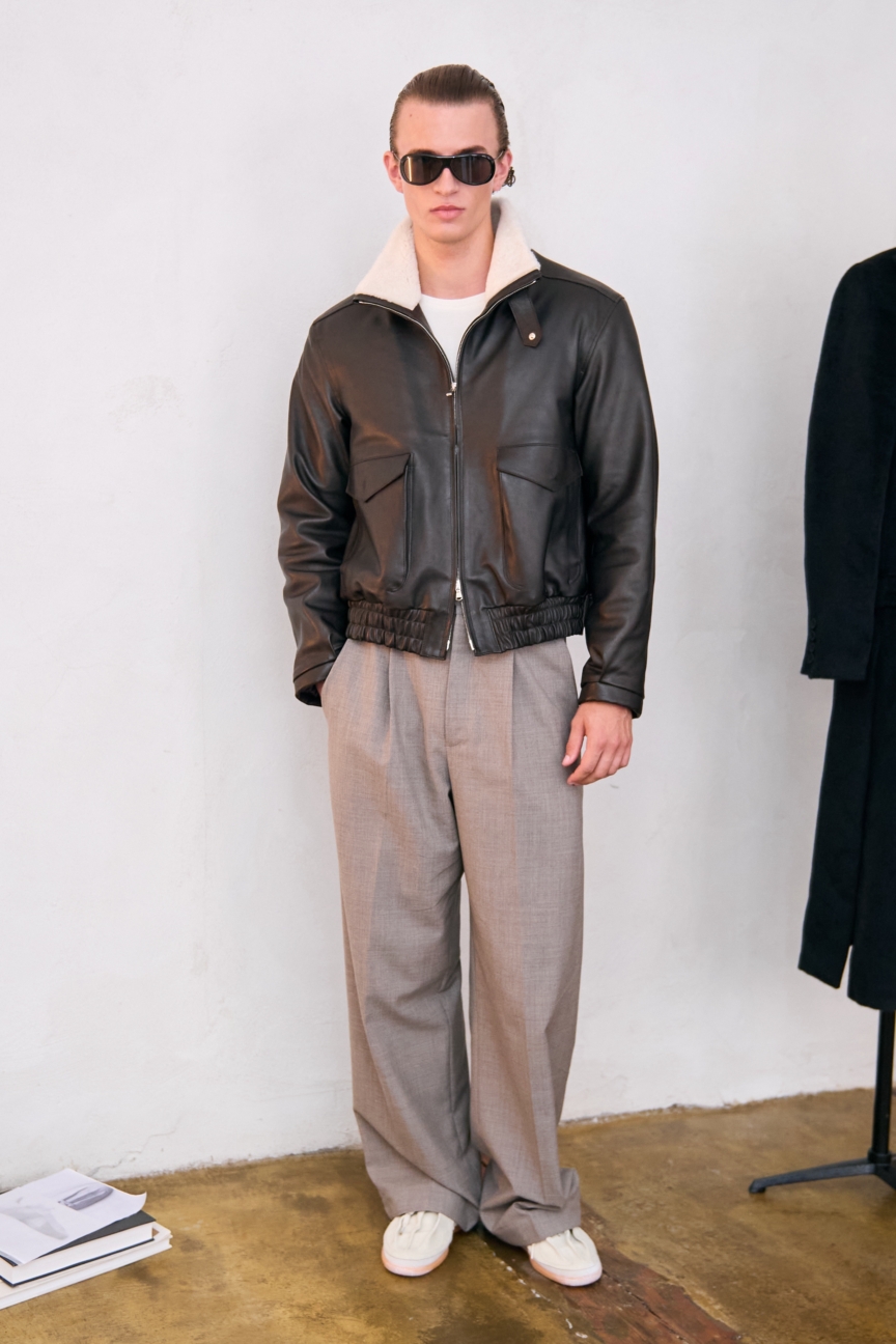 ss27-copenhagen-fashion-week-o-files-runway-2x3-james-cochrane-1