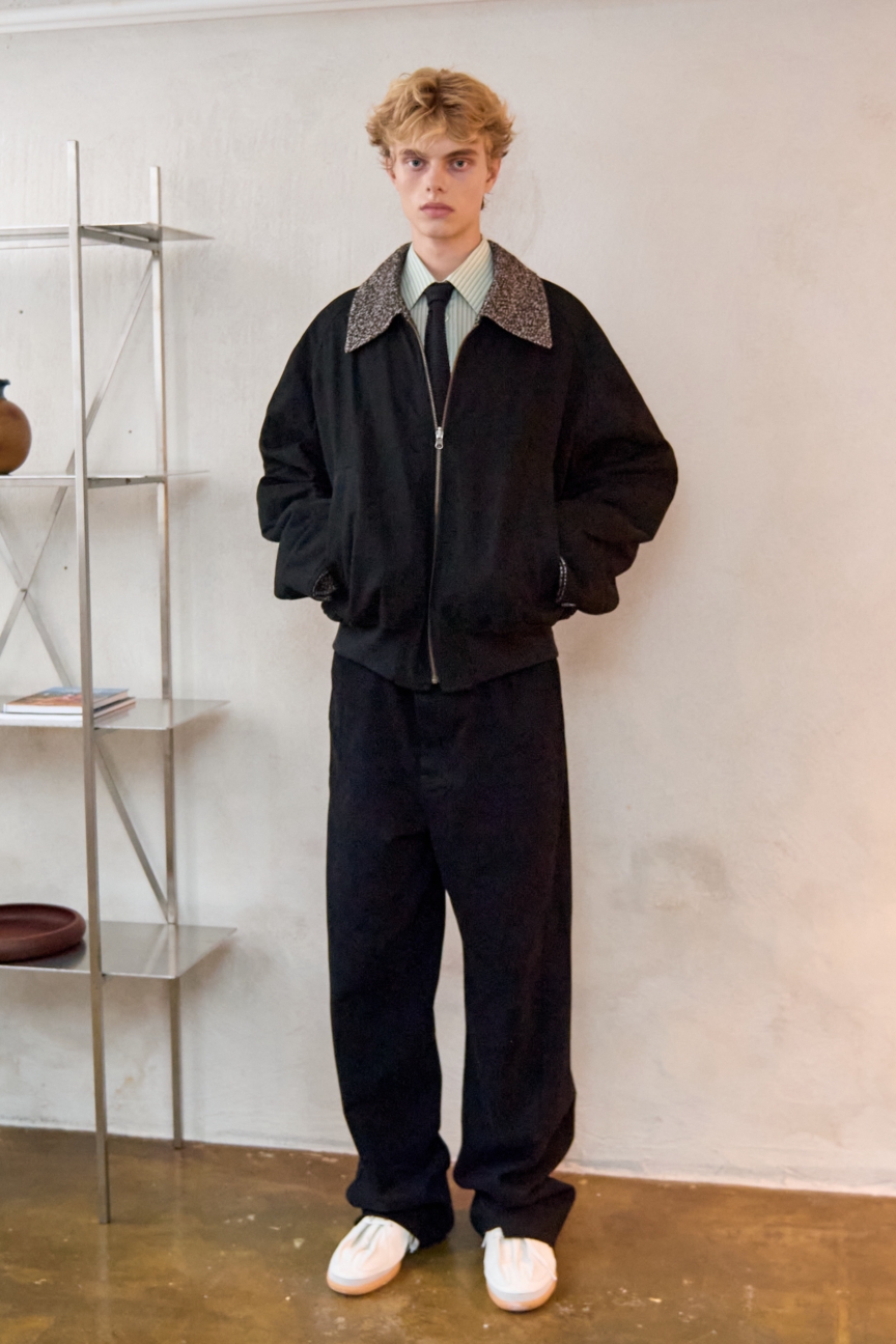 ss27-copenhagen-fashion-week-o-files-runway-2x3-james-cochrane-3