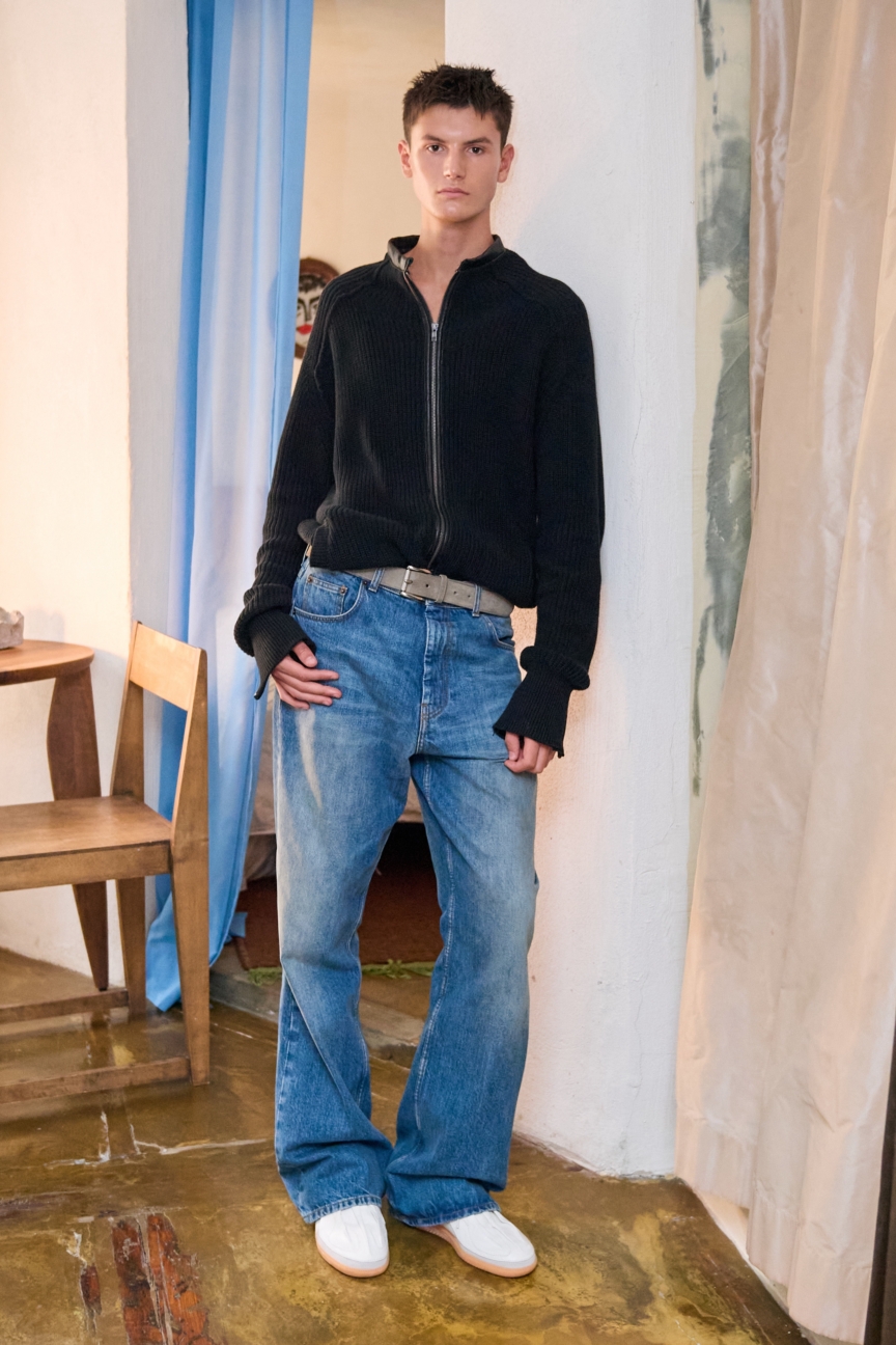 ss27-copenhagen-fashion-week-o-files-runway-2x3-james-cochrane-6