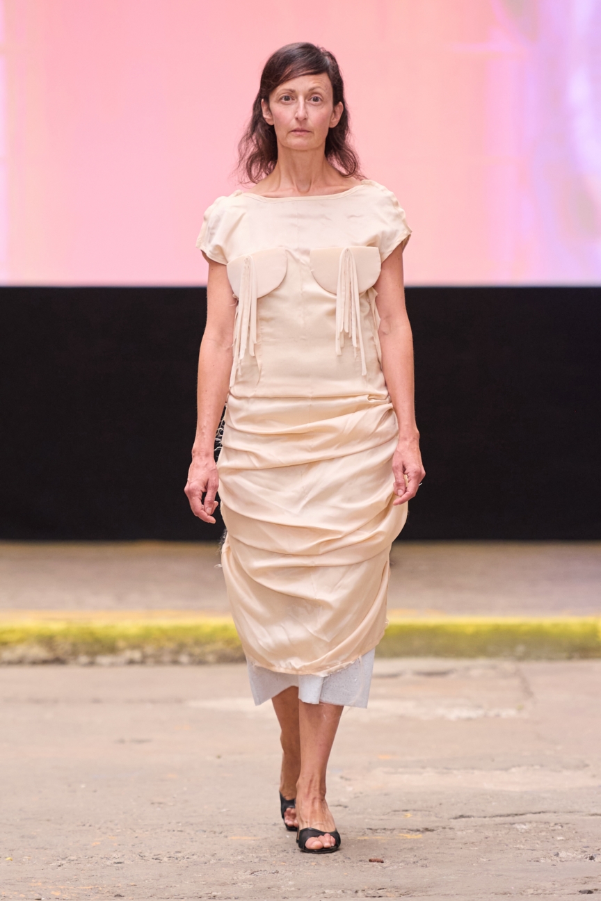ss27-copenhagen-fashion-week-fashion-scandinavian-academy-of-fashion-design-runway-2x3-james-cochrane-12