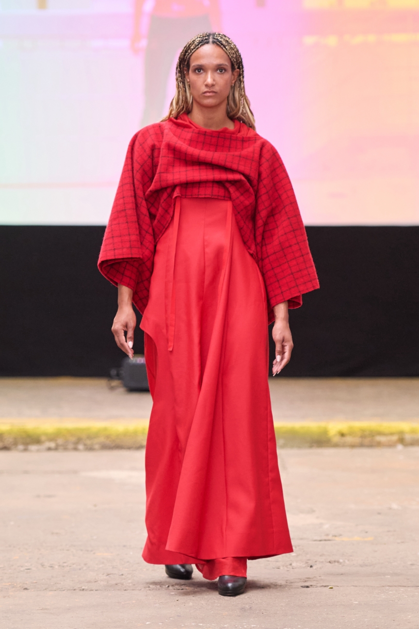 ss27-copenhagen-fashion-week-fashion-scandinavian-academy-of-fashion-design-runway-2x3-james-cochrane-14