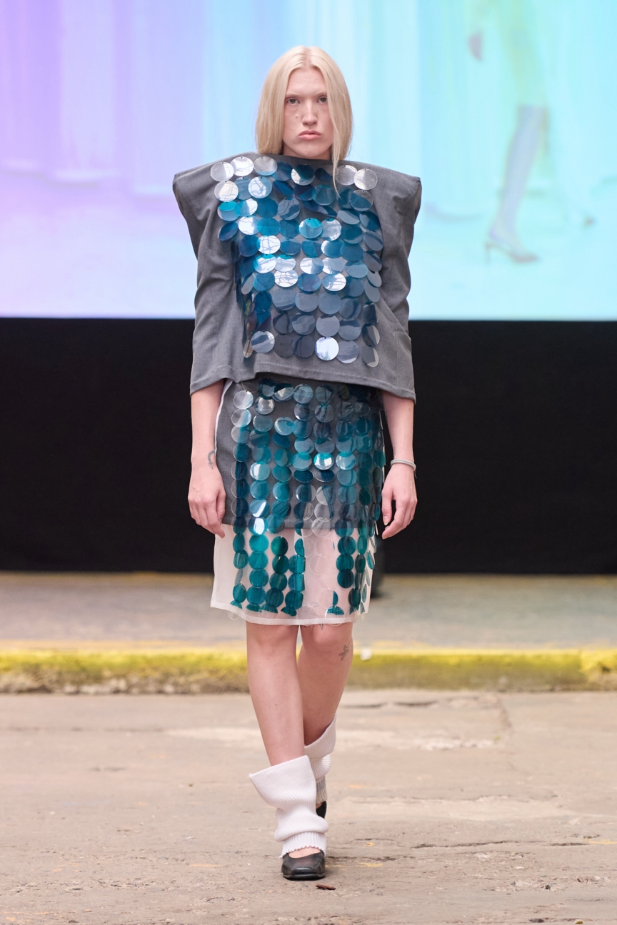 ss27-copenhagen-fashion-week-fashion-scandinavian-academy-of-fashion-design-runway-2x3-james-cochrane-18