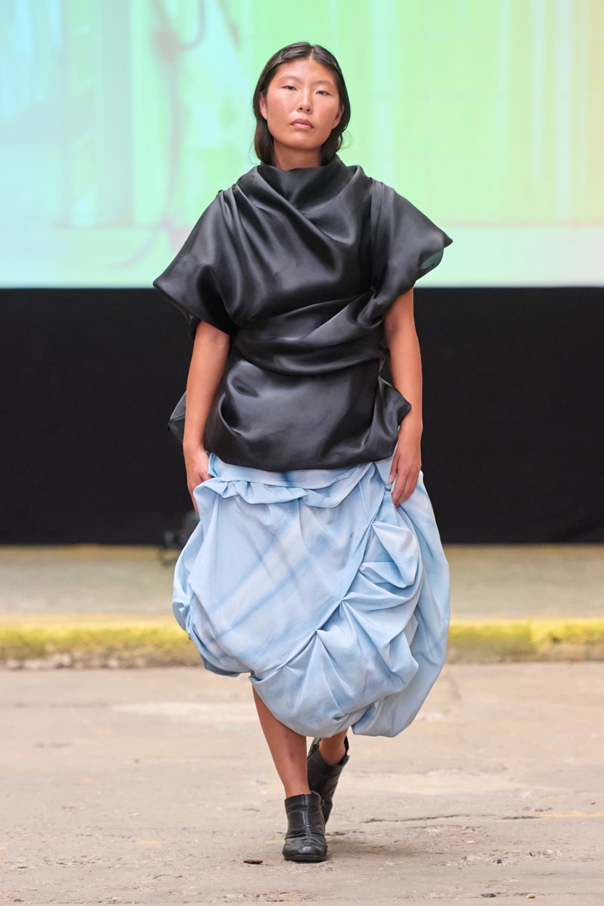 ss27-copenhagen-fashion-week-fashion-scandinavian-academy-of-fashion-design-runway-2x3-james-cochrane-22