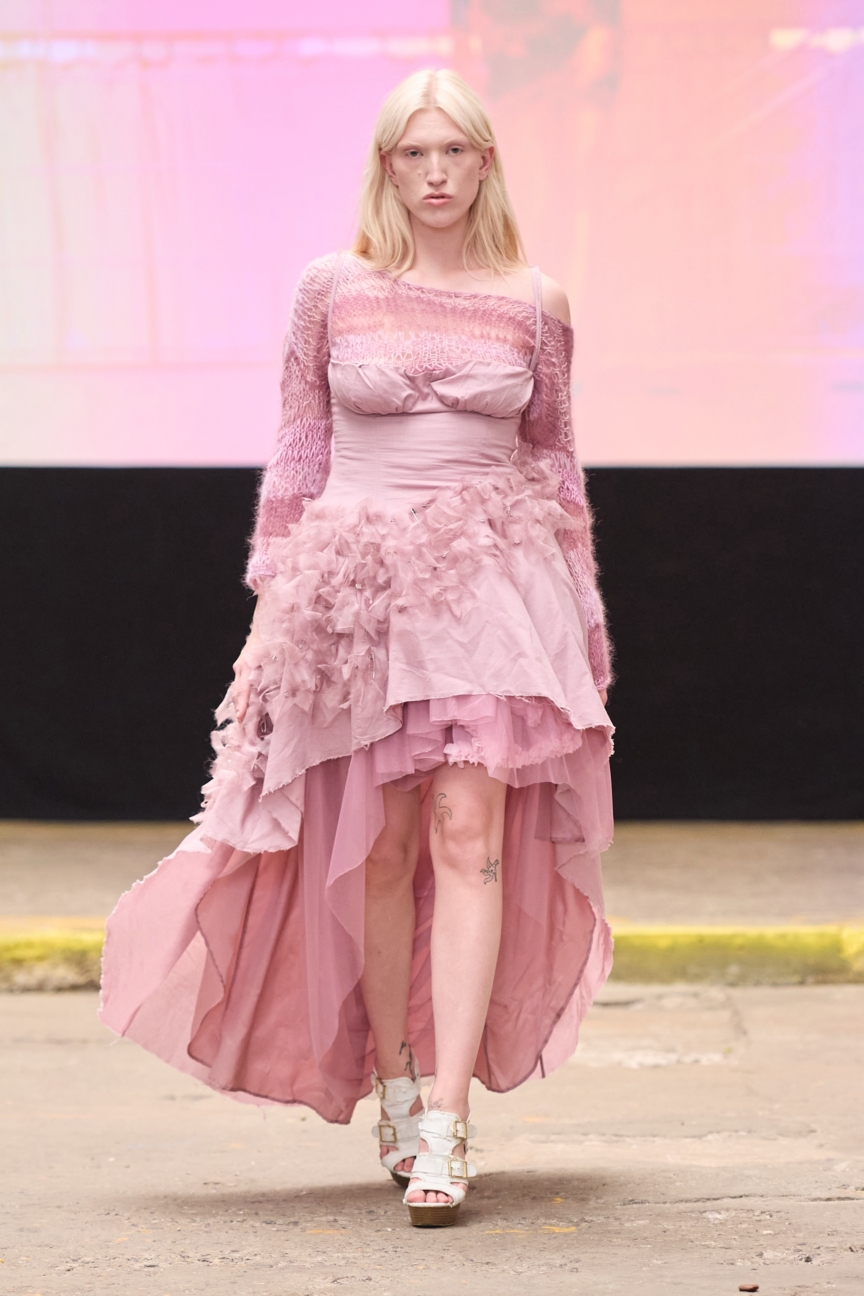 ss27-copenhagen-fashion-week-fashion-scandinavian-academy-of-fashion-design-runway-2x3-james-cochrane-28