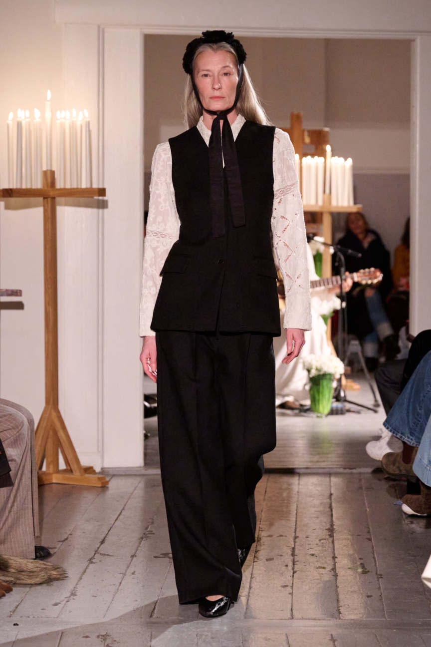 aw26-copenhagen-fashion-week-skall-studio-runway-2x3-james-cochrane-12