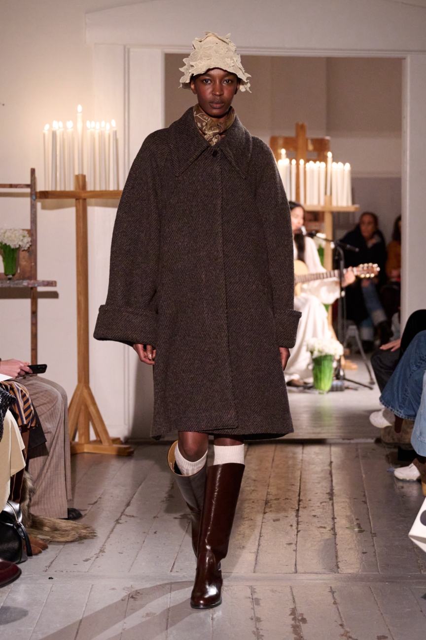 aw26-copenhagen-fashion-week-skall-studio-runway-2x3-james-cochrane-8