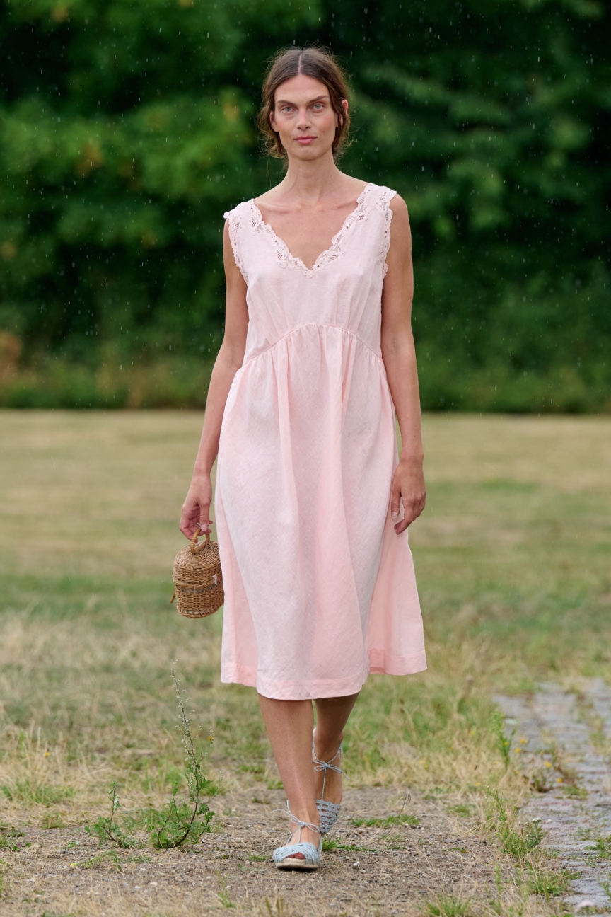 ss27-copenhagen-fashion-week-skall-studio-runway-2x3-james-cochrane-13