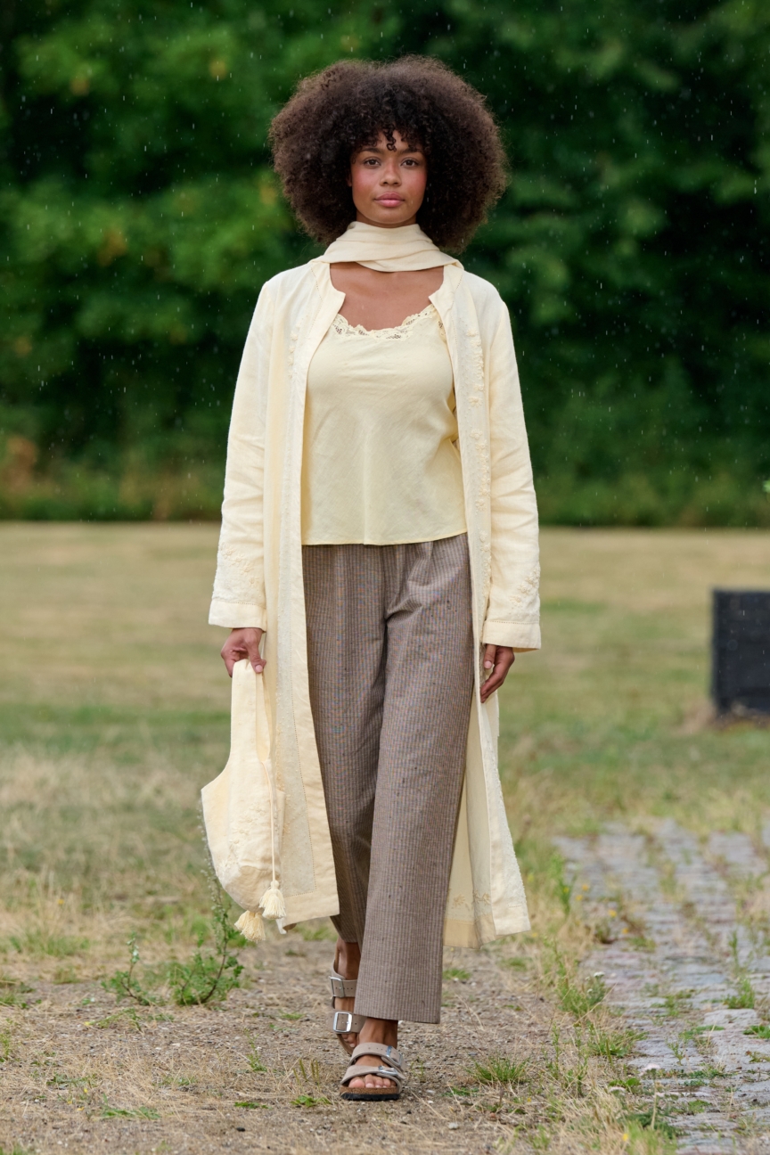 ss27-copenhagen-fashion-week-skall-studio-runway-2x3-james-cochrane-16