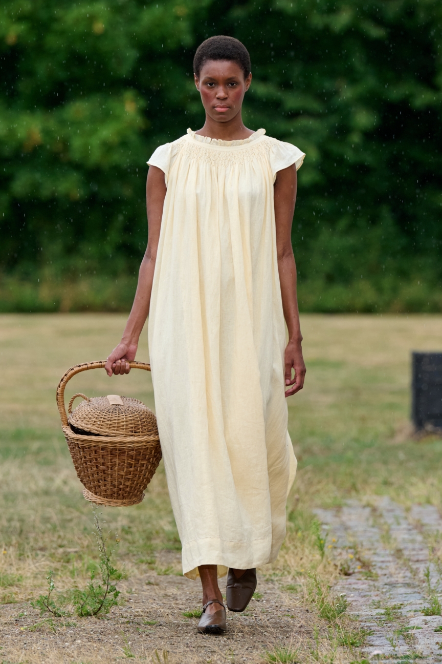 ss27-copenhagen-fashion-week-skall-studio-runway-2x3-james-cochrane-17