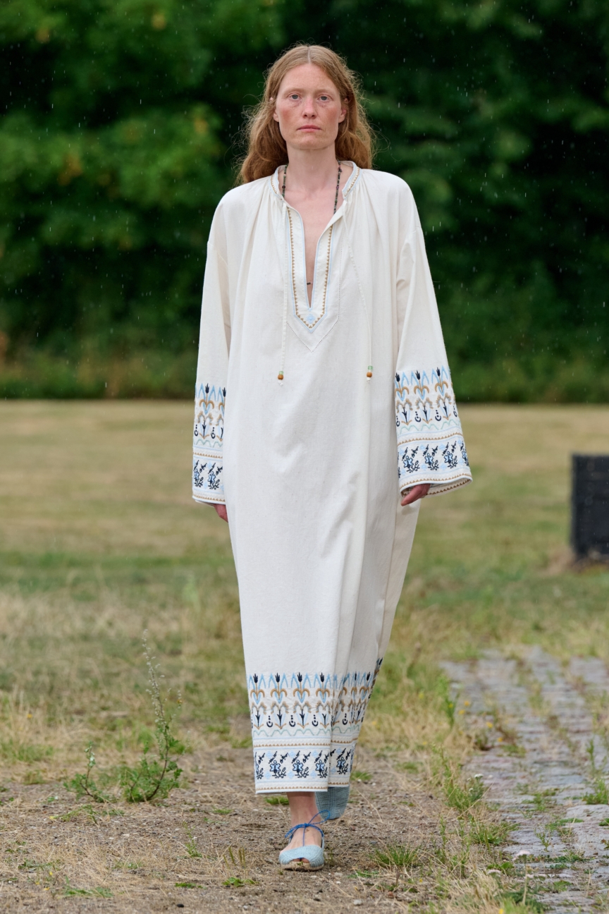 ss27-copenhagen-fashion-week-skall-studio-runway-2x3-james-cochrane-20