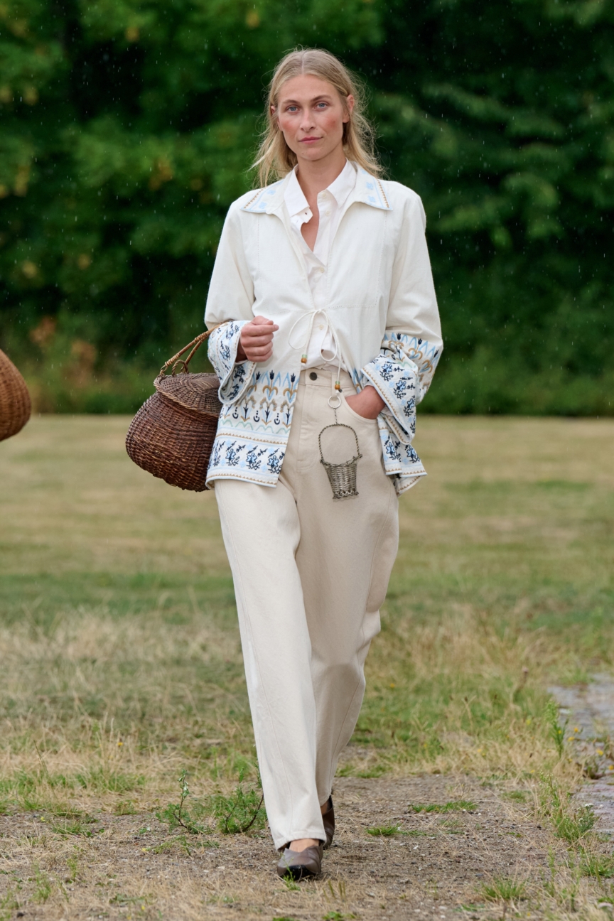 ss27-copenhagen-fashion-week-skall-studio-runway-2x3-james-cochrane-21
