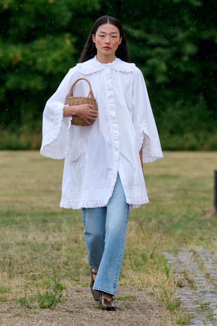 ss27-copenhagen-fashion-week-skall-studio-runway-2x3-james-cochrane-3
