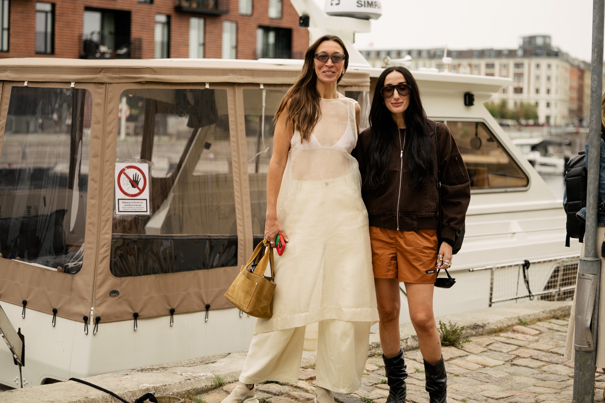 ss27-copenhagen-fashion-week-street-style-day-2-noor-u-nisa-khan-11