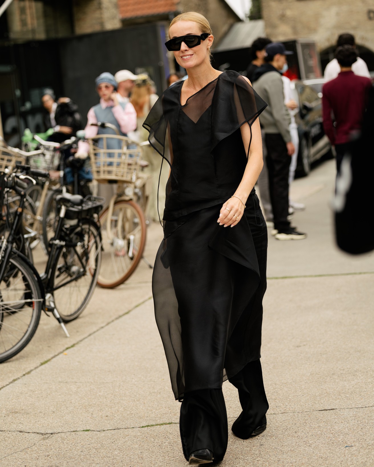 ss27-copenhagen-fashion-week-street-style-day-2-noor-u-nisa-khan-12
