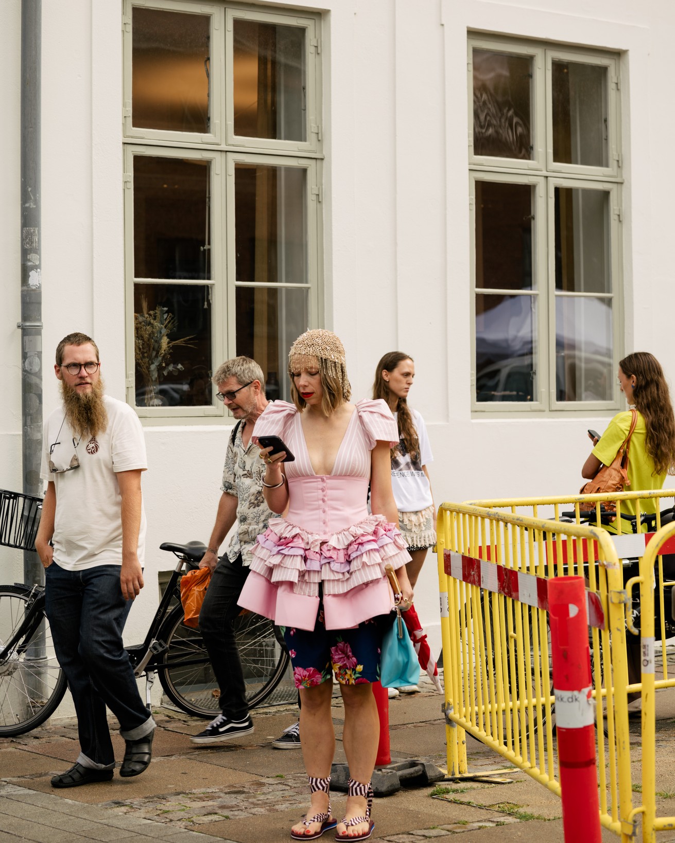 ss27-copenhagen-fashion-week-street-style-day-2-noor-u-nisa-khan-45