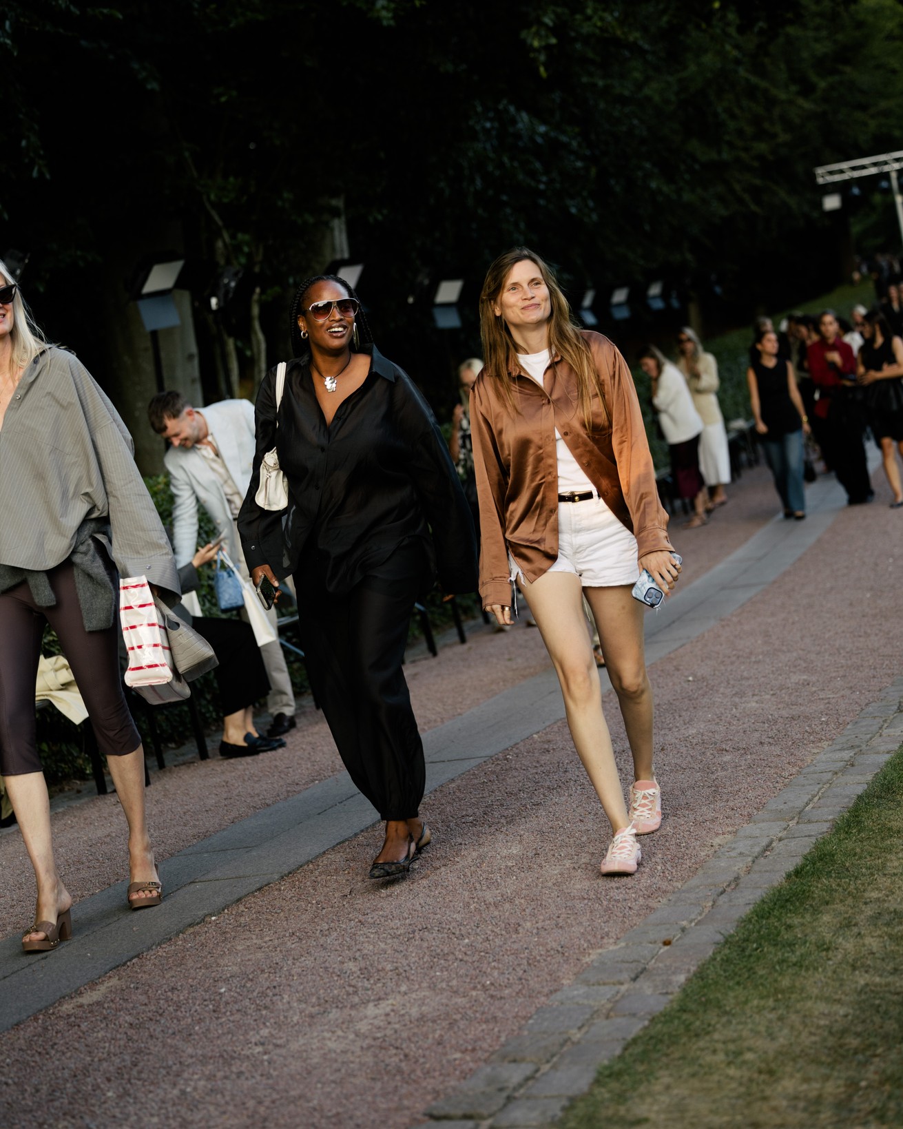 ss27-copenhagen-fashion-week-street-style-day-2-noor-u-nisa-khan-86