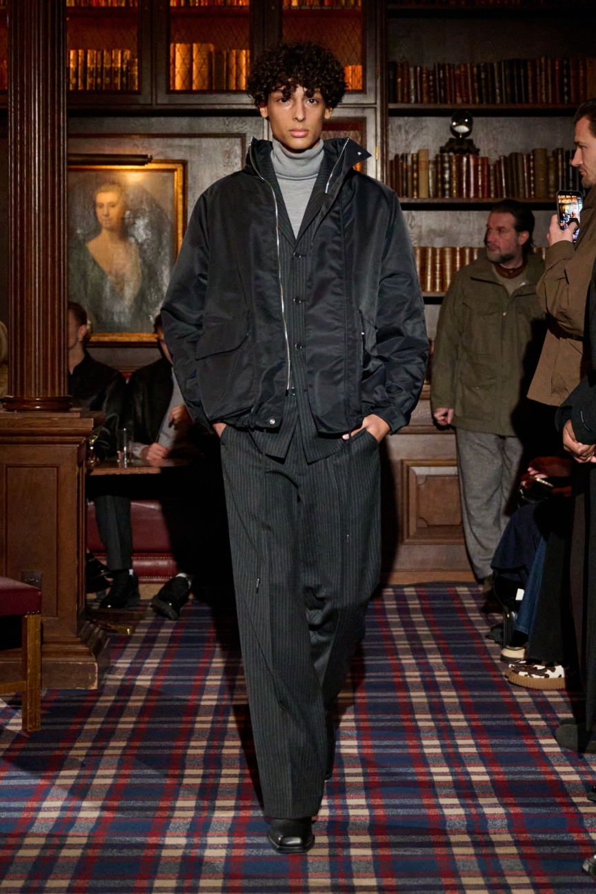 aw26-copenhagen-fashion-week-sunflower-runway-2x3-james-cochrane-13