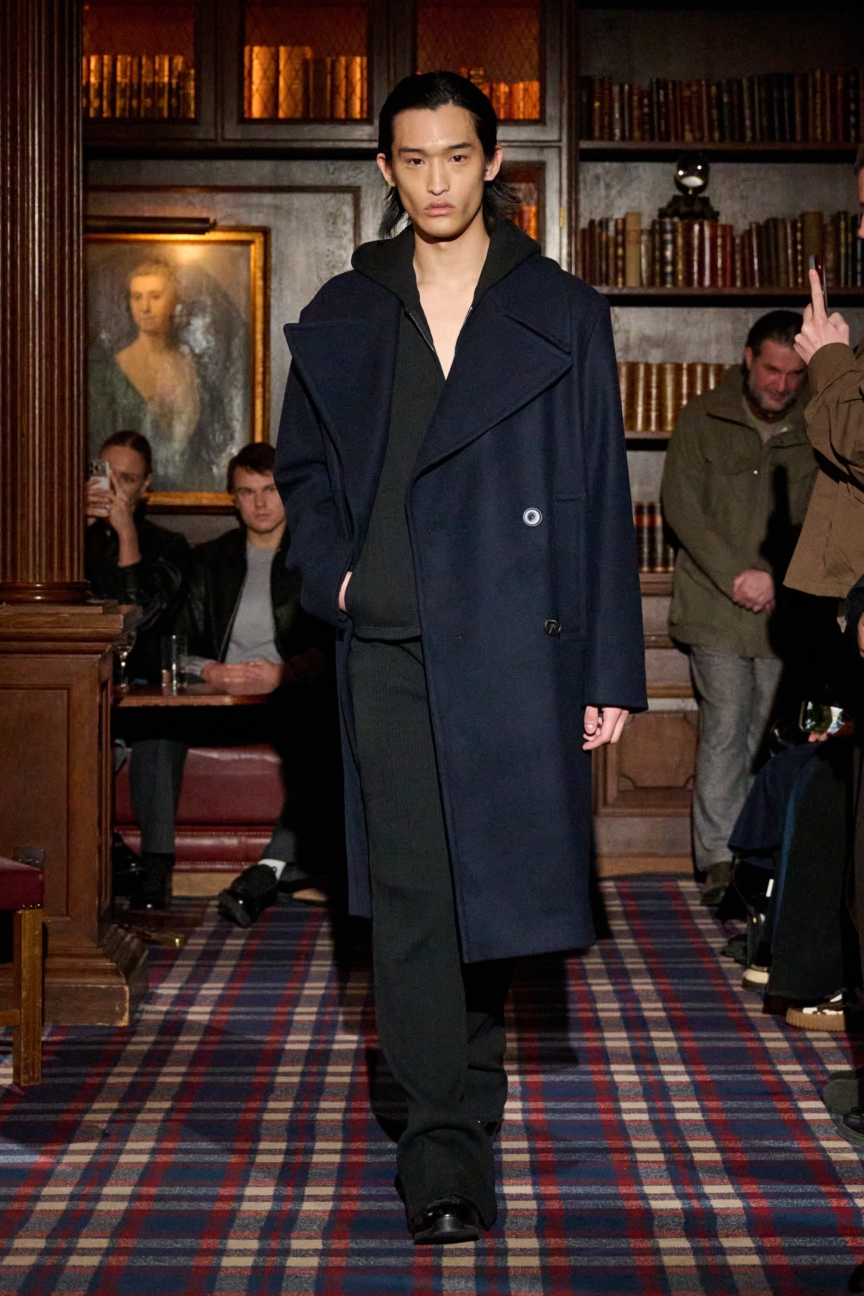 aw26-copenhagen-fashion-week-sunflower-runway-2x3-james-cochrane-2