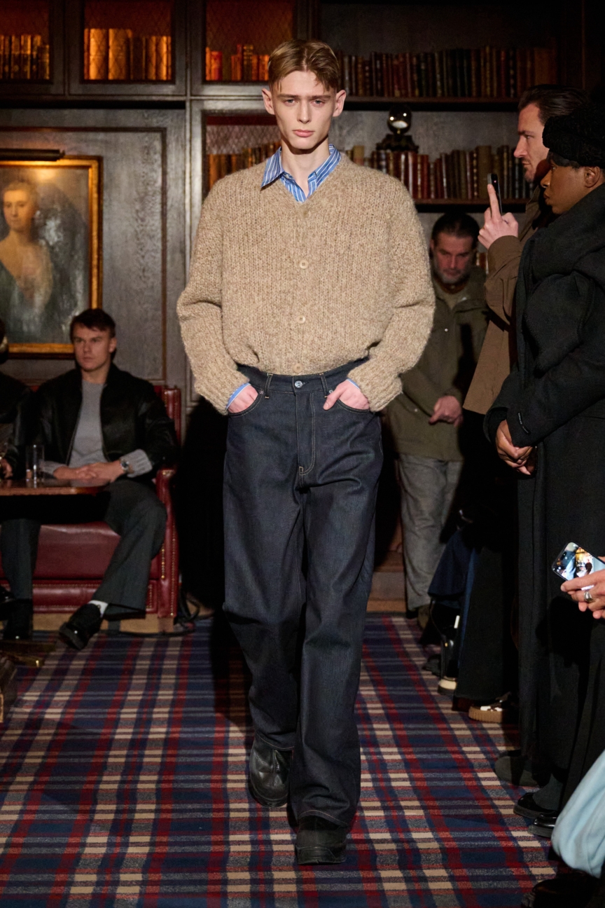 aw26-copenhagen-fashion-week-sunflower-runway-2x3-james-cochrane-5