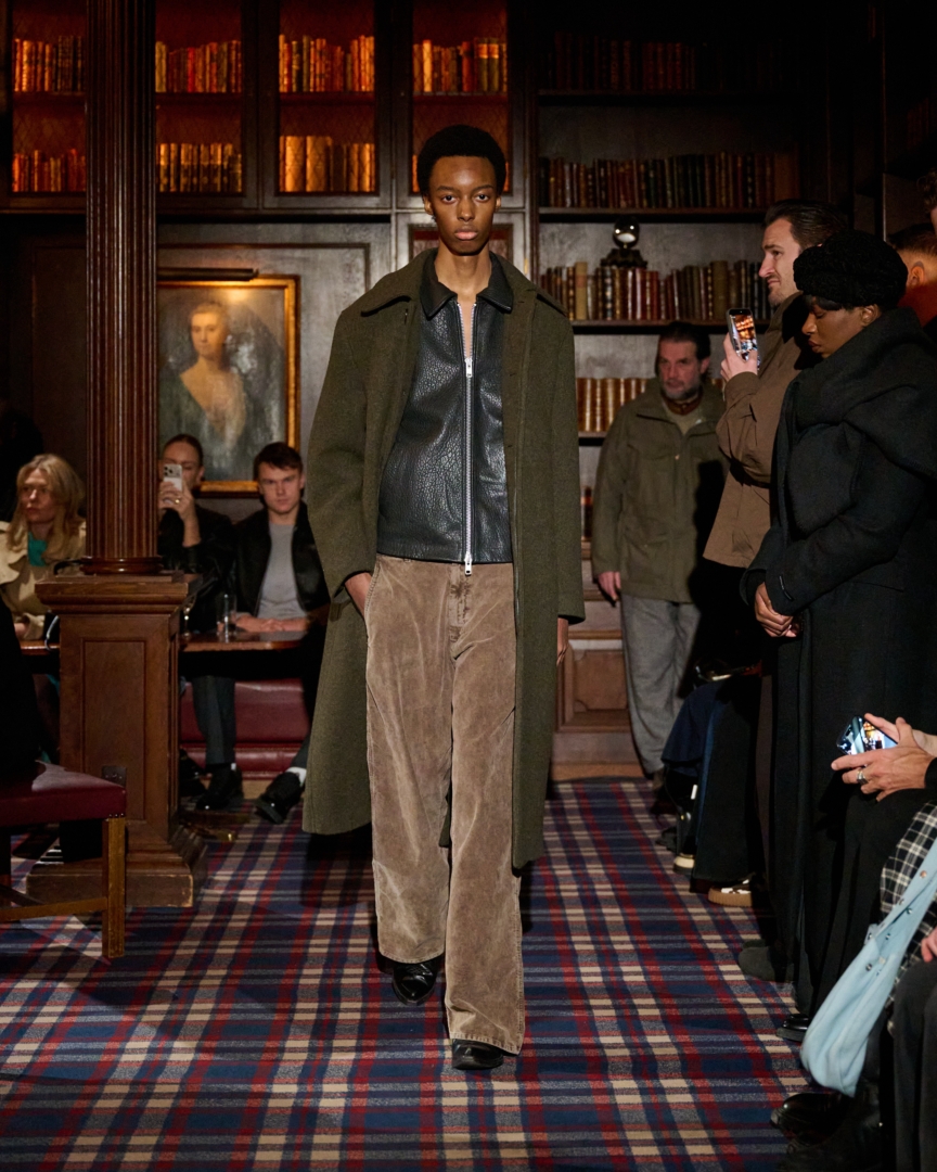 aw26-copenhagen-fashion-week-sunflower-runway-4x5-james-cochrane-11