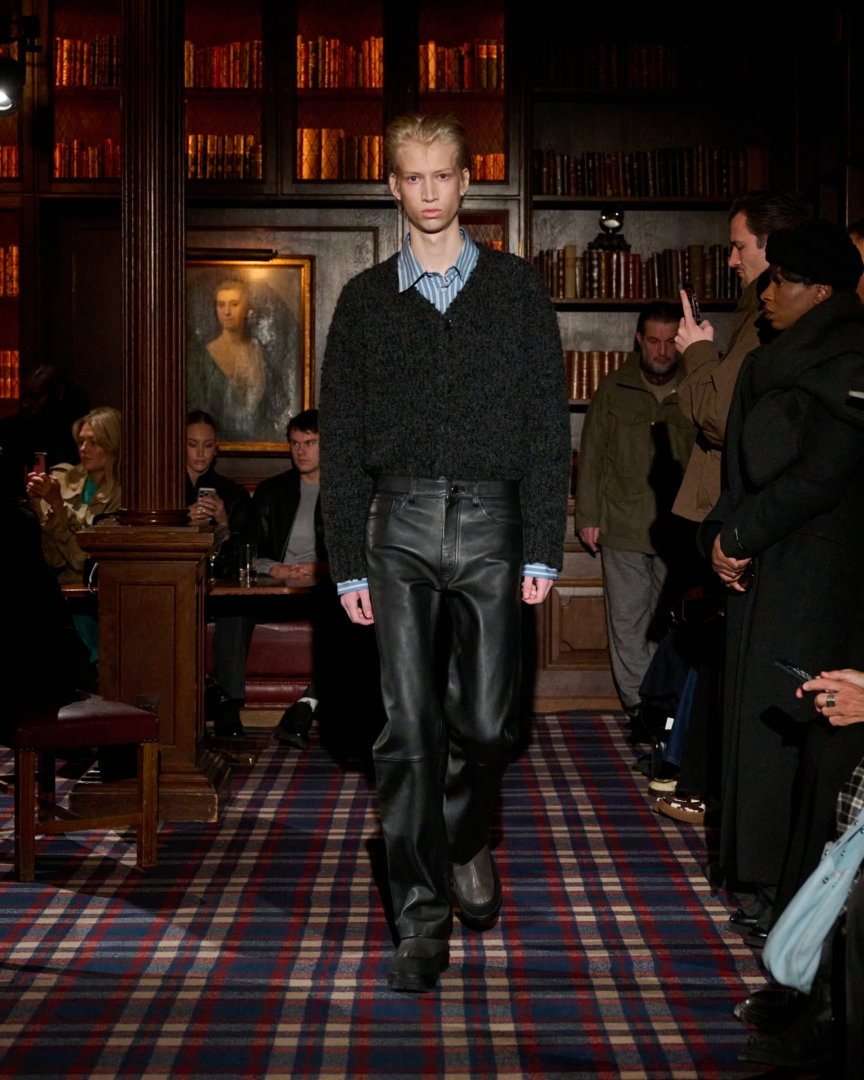 aw26-copenhagen-fashion-week-sunflower-runway-4x5-james-cochrane-19