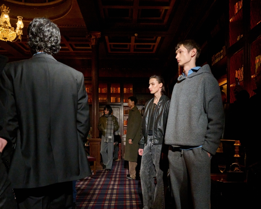 aw26-copenhagen-fashion-week-sunflower-runway-4x5-james-cochrane-40