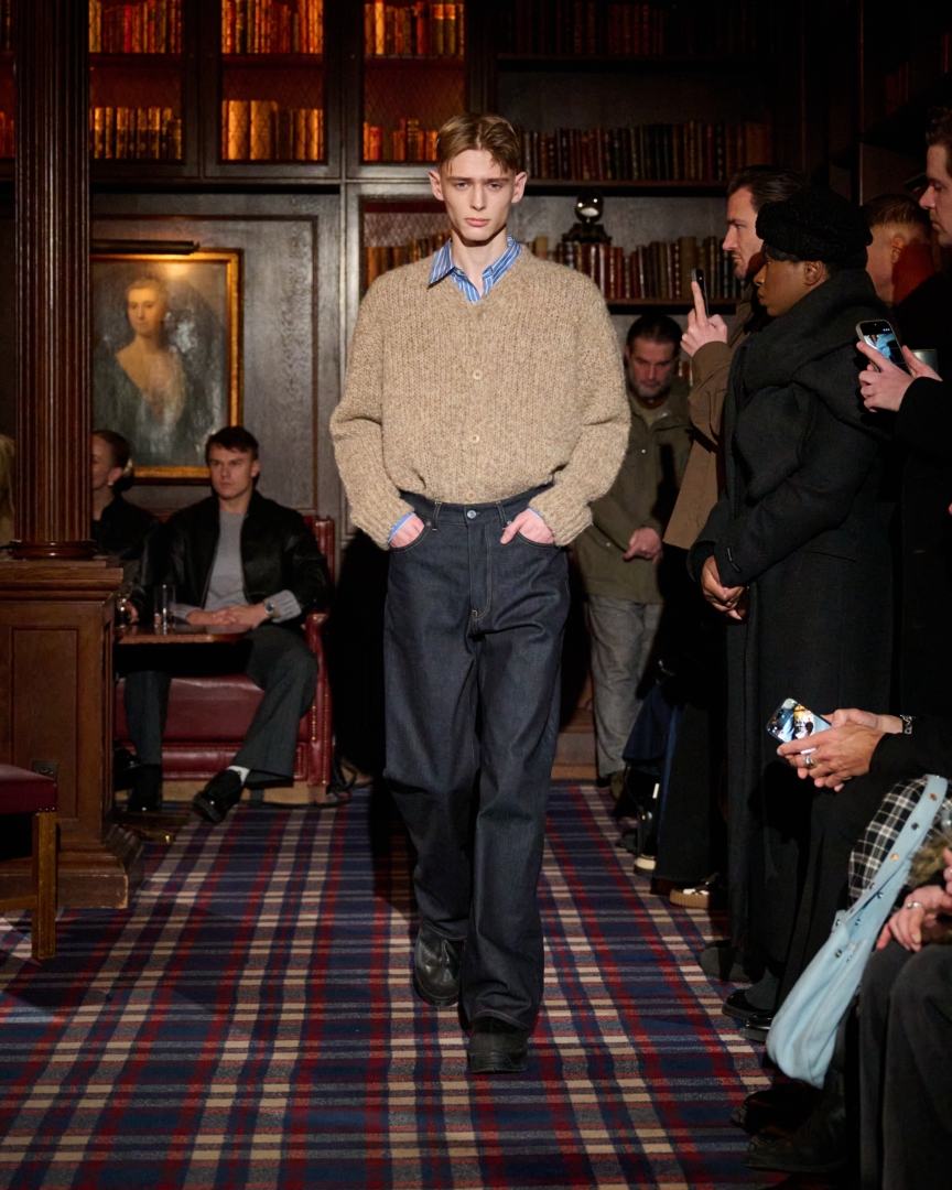 aw26-copenhagen-fashion-week-sunflower-runway-4x5-james-cochrane-5