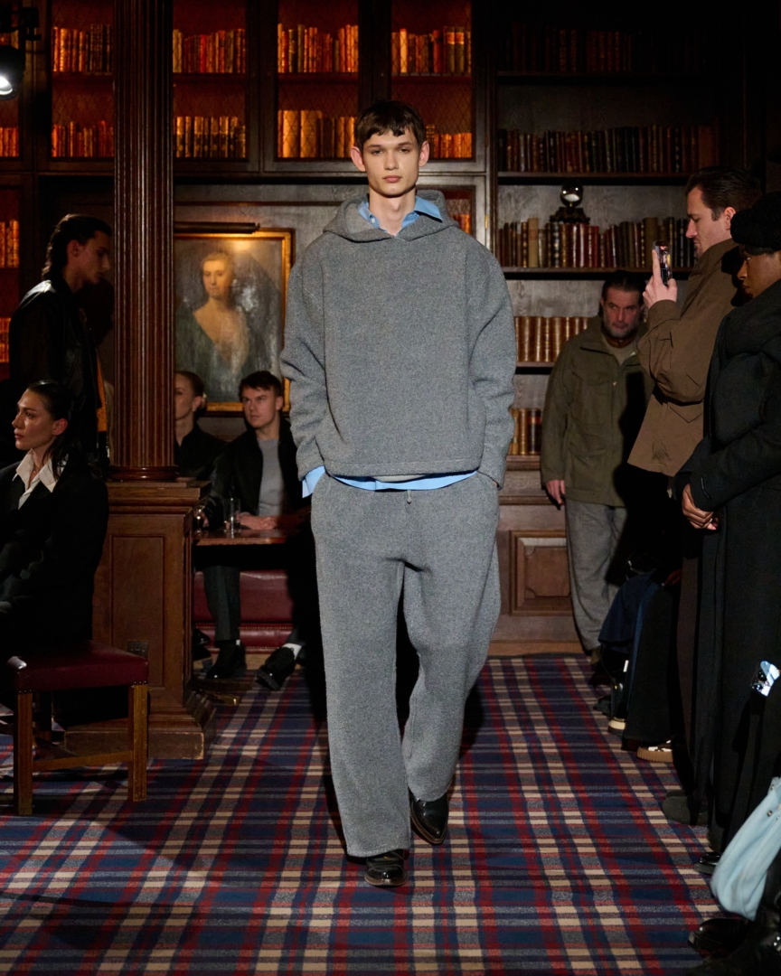 aw26-copenhagen-fashion-week-sunflower-runway-4x5-james-cochrane-9