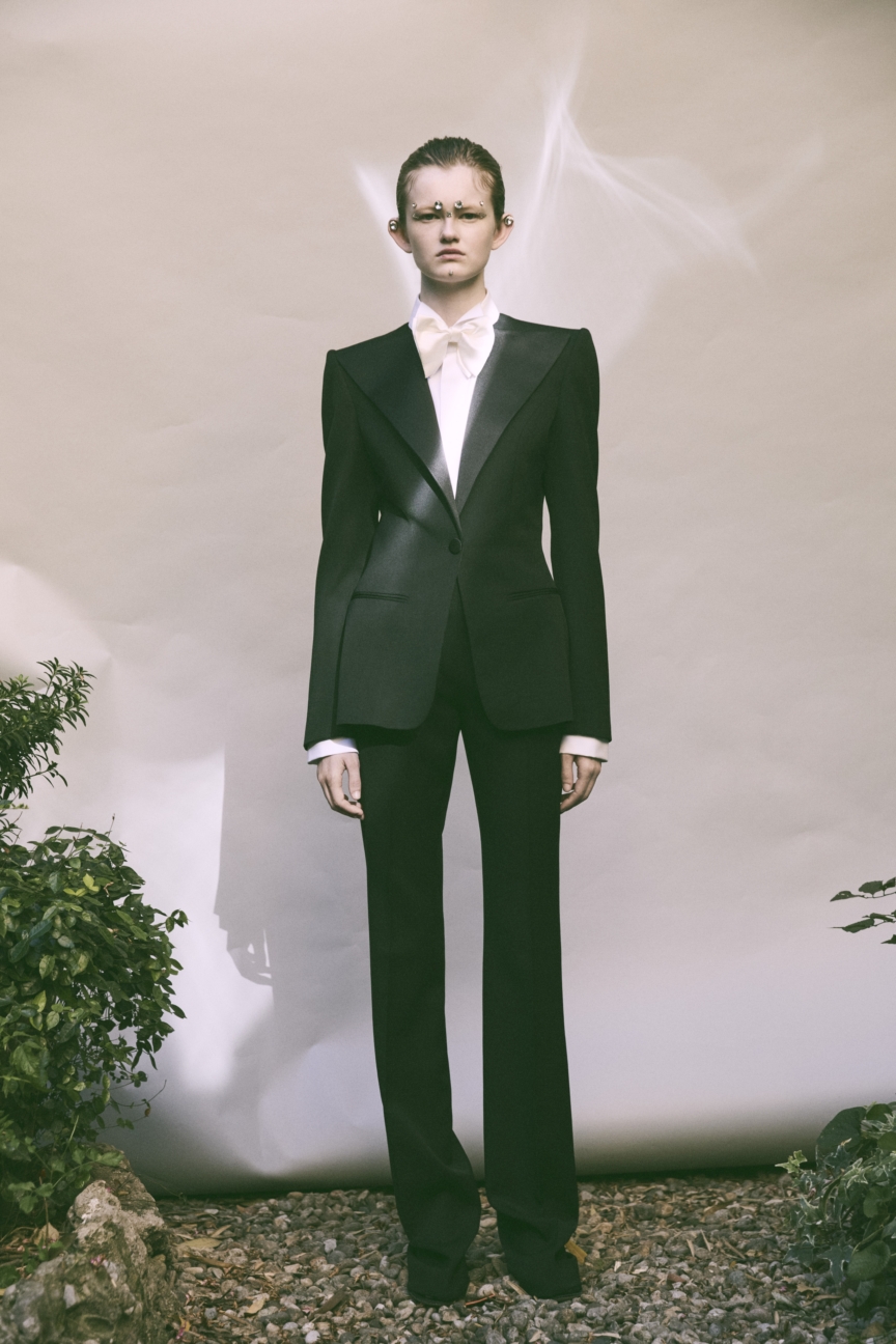 look_01