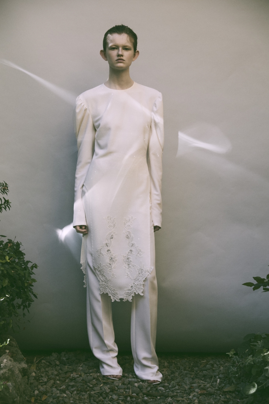 look_10