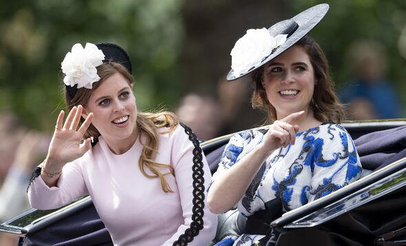 royal-ladies-at-peter-phillips-and-harriet-sperlings-wedding-2